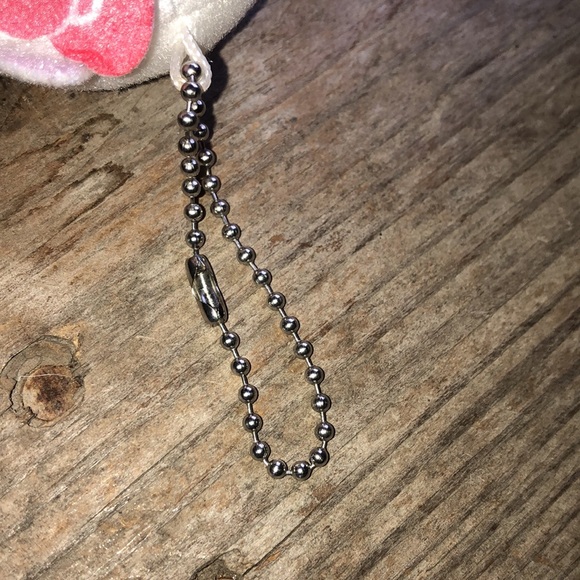 Hello Kitty Ice Cream Cone Keychain - Picture 5 of 6